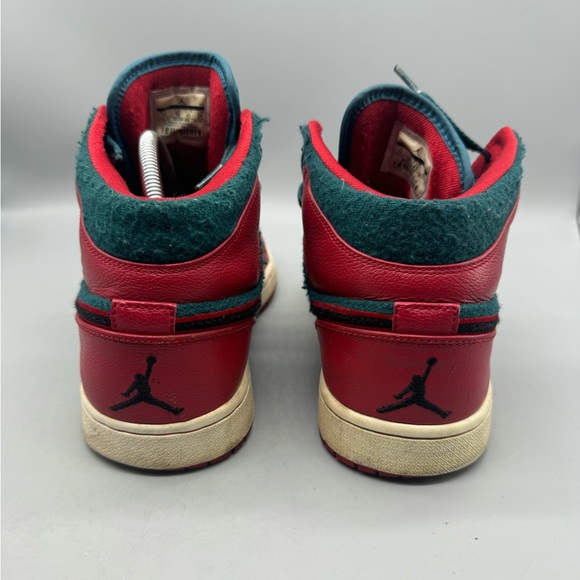 Nike Air Jordan 1 Mid Retro Gym Red Dark Sea Size 11 Basketball Men Shoes Rare - Picture 4 of 8